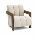 Poltrona imbottita bouclé beige 75 x 80 x 85 cm con struttura in legno e braccioli in legno massello