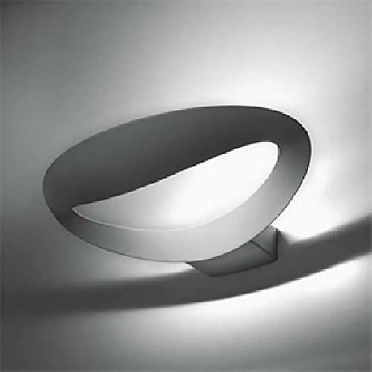 Lampada da Parete LED Mesmeri di Artemide in Alluminio Argento, Made in Italy